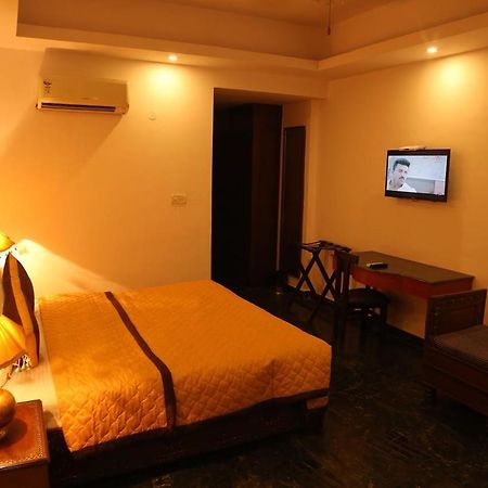 Magsons Resorts Vrindavan Kosi Eksteriør bilde