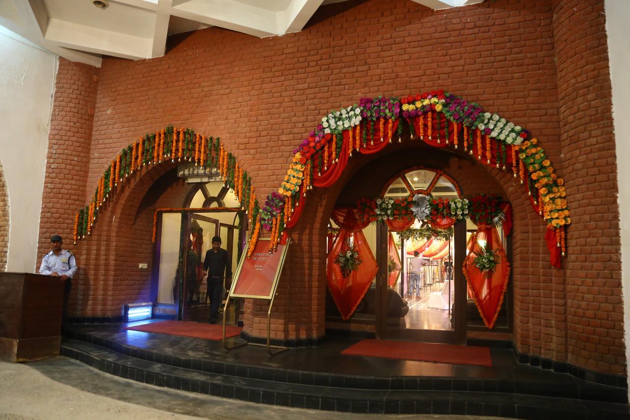 Magsons Resorts Vrindavan Kosi Eksteriør bilde